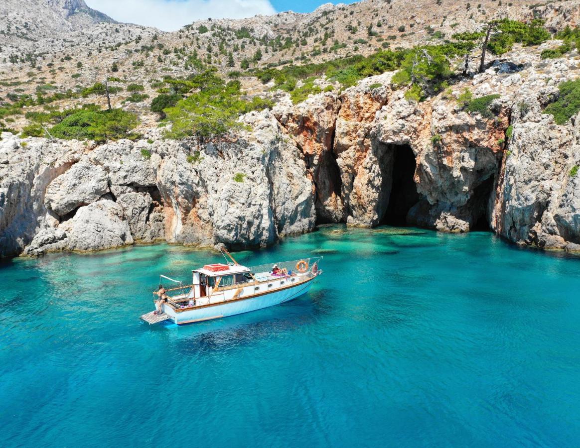 Regina Studios & Hotel Karpathos Ngoại thất bức ảnh