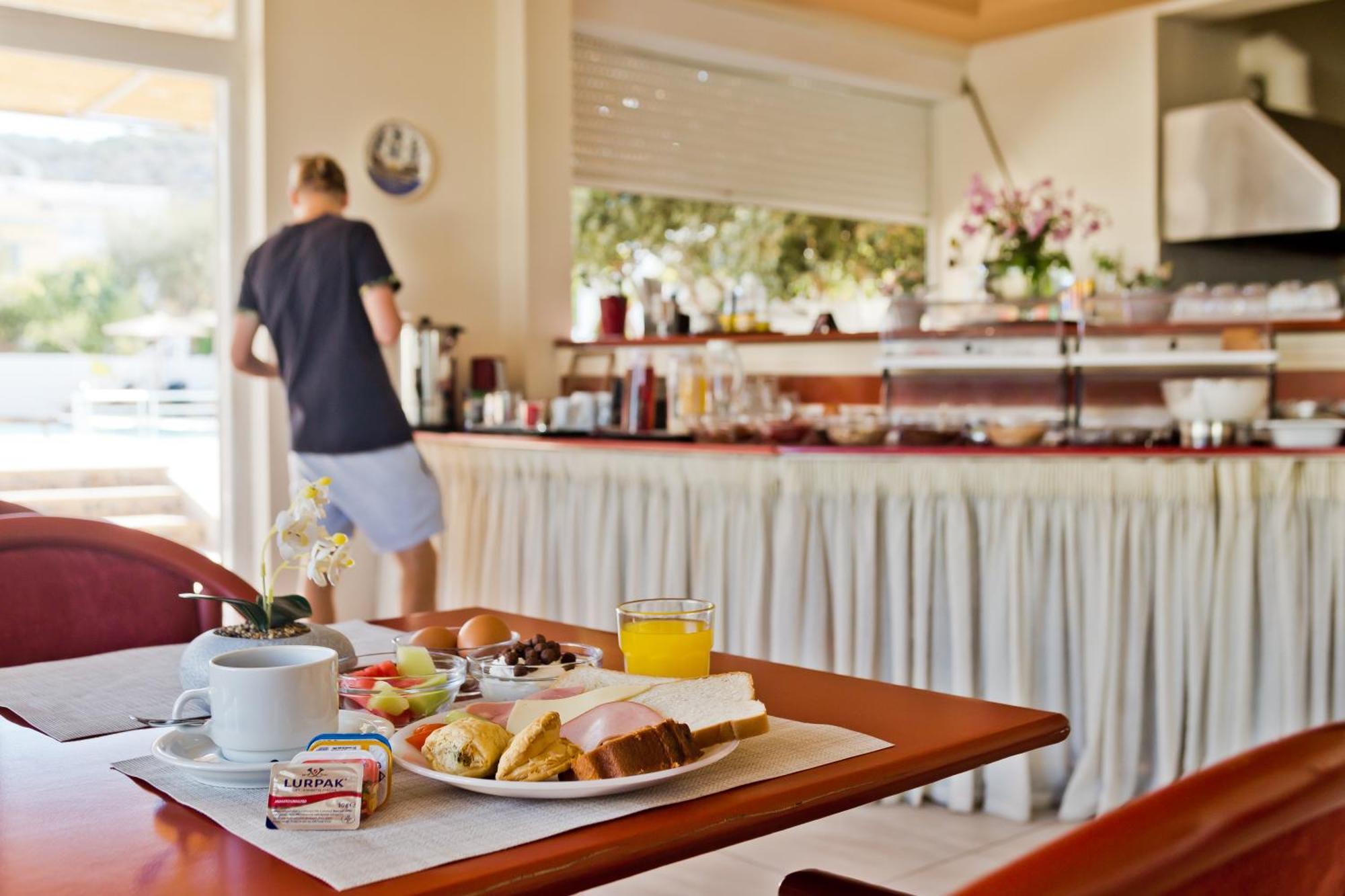 Regina Studios & Hotel Karpathos Ngoại thất bức ảnh